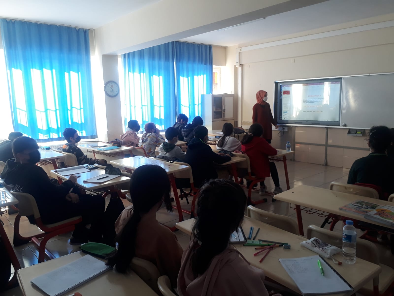 Belen Issume Ortaokulu öğrencilerine “Akran Zorbalığı” konulu seminer verildi.