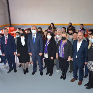 İş Kulübüne Katılım Sağlayan Kadınlara Sertifikaları Verildi - fotoğraf 1