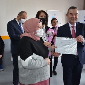 İş Kulübüne Katılım Sağlayan Kadınlara Sertifikaları Verildi - fotoğraf 4