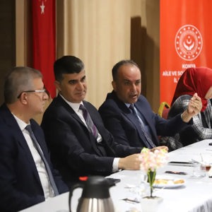 İyilik Var Gönüllülük Platformu Tanıtım Programı Gerçekleştirildi - fotoğraf 3