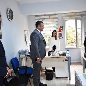 Güçlü Aile, Güçlü Bireyler İçin Sosyal Hizmet Merkezlerimiz Çalışmalarını Sürdürüyor - fotoğraf 3