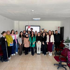 Aile ve Toplum Hizmetleri Koordinasyonunda Sosyal Hizmet Merkezlerimiz Tarafından Sağlanan Psikolojik İlk Yardım Eğitimleriyle Hizmet Kalitesi Destekleniyor - fotoğraf 2