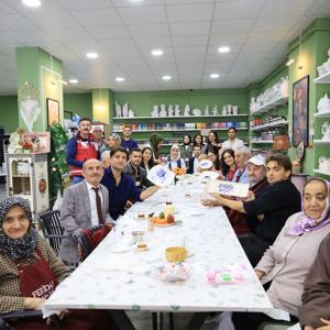 İYİLİK VAR: SANATLA KUŞAKLAR BULUŞTU! - fotoğraf 4