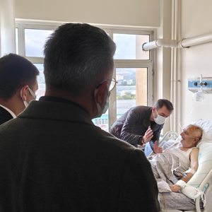Vali Yardımcımız Mustafa Caner Çulukar ve İl Müdürümüz Özgür Kırmızıtaş’tan Gazimize Ziyaret - fotoğraf 2