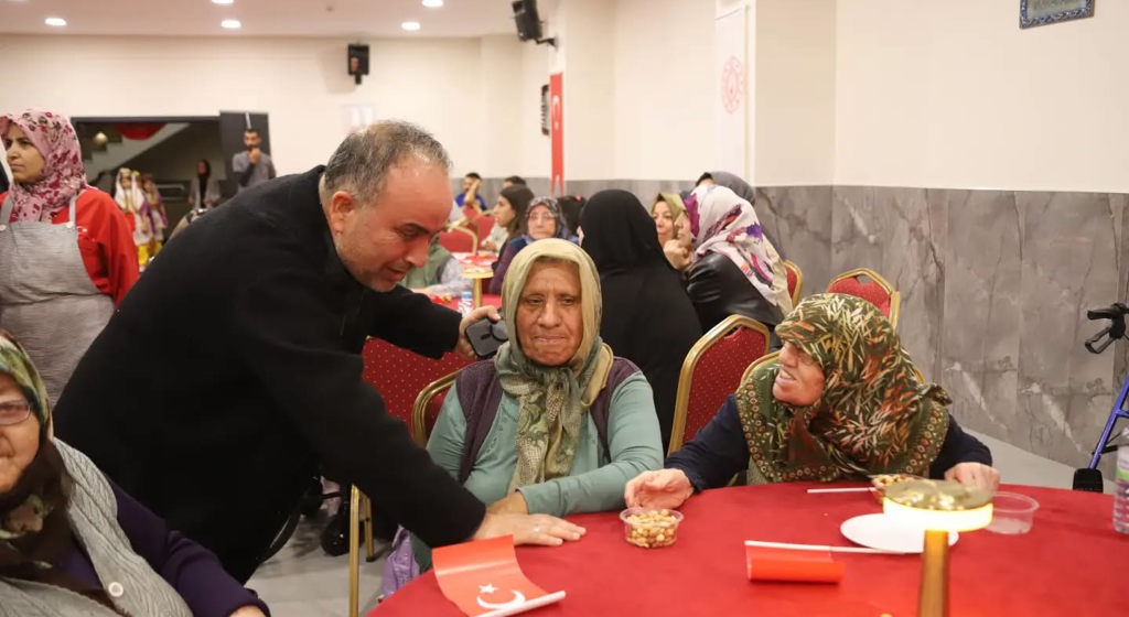 Cumhuriyetin Işığında Bir Ömür