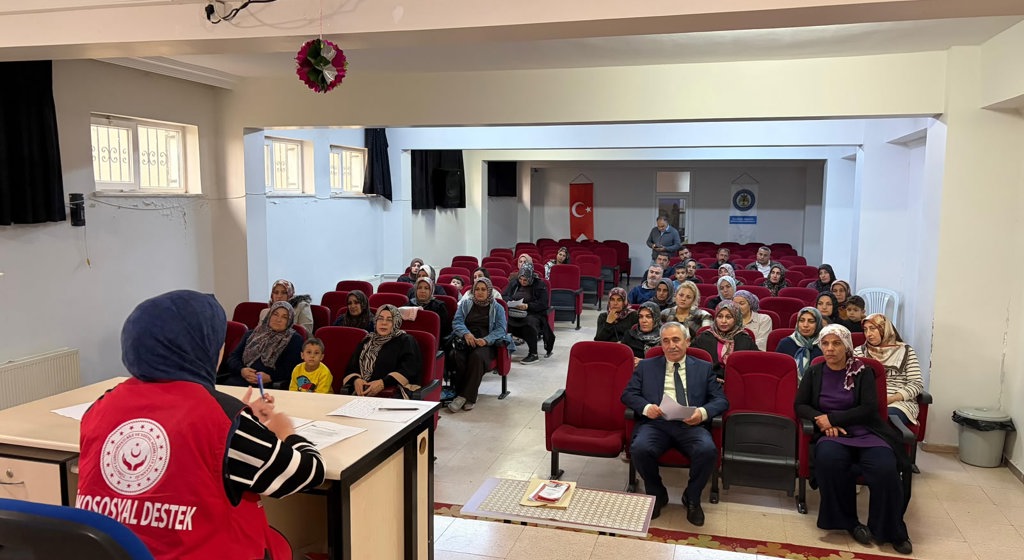 Öğrenci Velilerine Yönelik Bağımlılıkla Mücadele Eğitimi Gerçekleştirdik