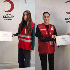 Kızılay Personeli ve Gönüllülerine Psikolojik İlk Yardım Eğitimi Verildi - fotoğraf 1