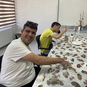 Engelli Aktif Yaşam Merkezimizde Özel Gereksinimli Bireylerimize Yönelik Çalışmalar Sürüyor - fotoğraf 1