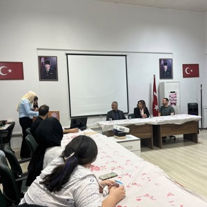 KARANFİLLER SEVGİYLE, HAYALLER UMUTLA BULUŞTU 🌸 | DÜNYA KIZ ÇOCUKLARI GÜNÜ - fotoğraf 4