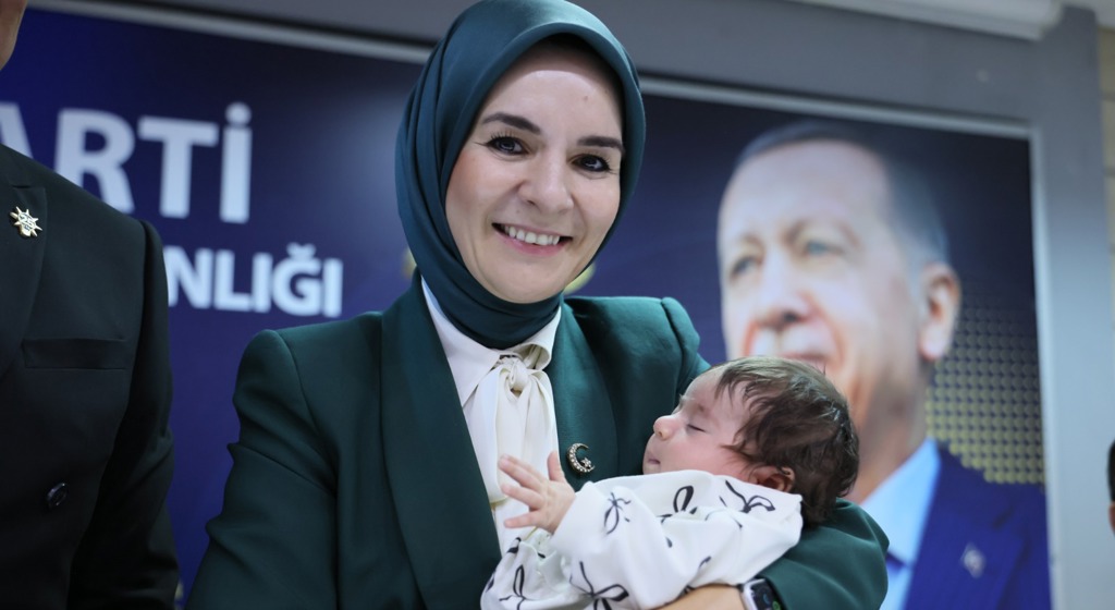 Ekim ayı doğum yardımı ödemeleri hesaplara yatırıldı