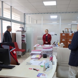 İl Müdürümüz Özgür Kırmızıtaş, Sosyal Hizmet Merkezi Müdürlüğümüzü Ziyaret Etti - fotoğraf 1