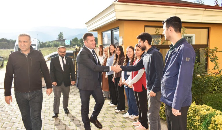 Büyüklerimizin Yaşam Kalitesi İçin Hizmetlerimizi Değerlendiriyoruz