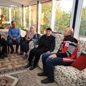 Evliliklerinde 63 yılı geride bırakan değerli Bulut ailesine, Kahve Bahane Projesi kapsamında konuk olduk. - fotoğraf 1