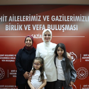 Bakan Göktaş, Gaziantep'te şehit aileleri ve gazilerle vefa buluşmasında bir araya geldi: - fotoğraf 9